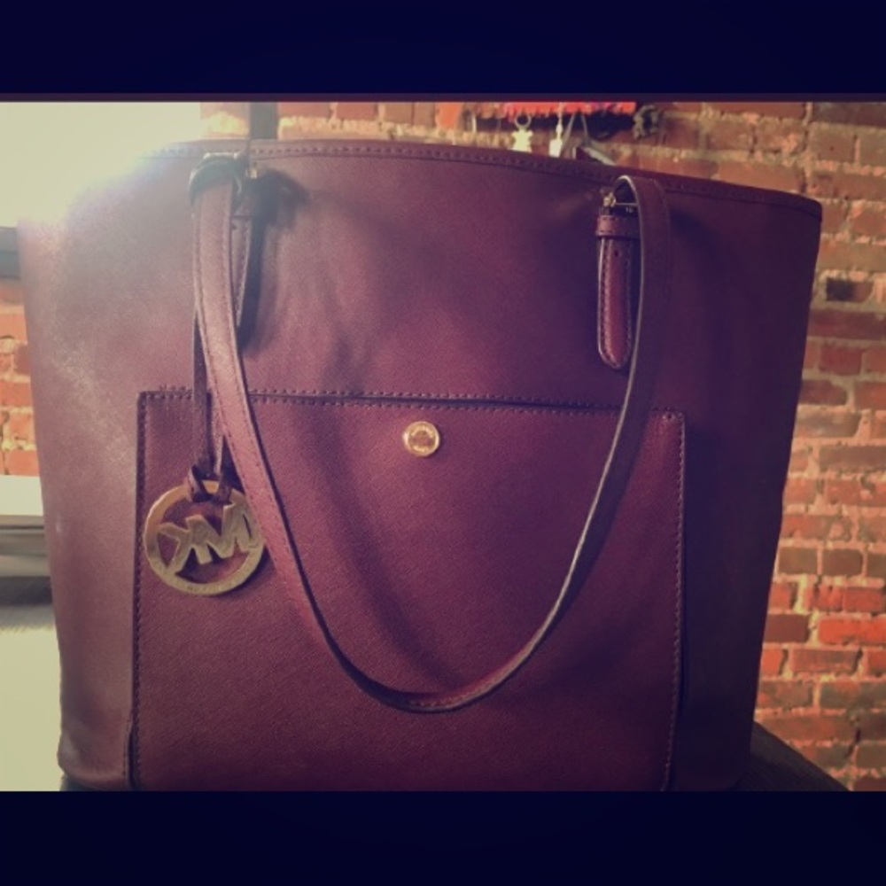 Michael kors tote purse